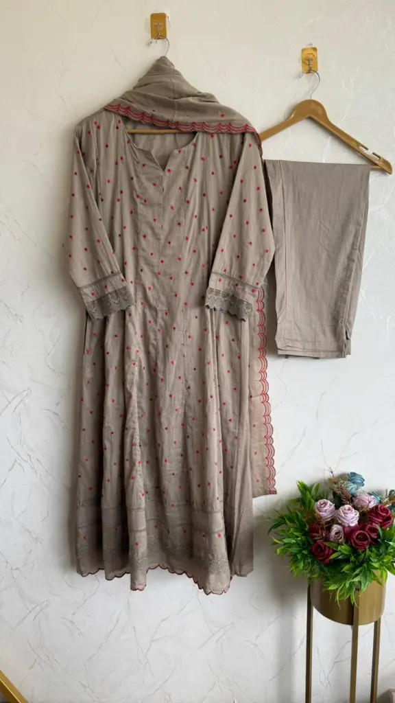 ps0184 (2).webp