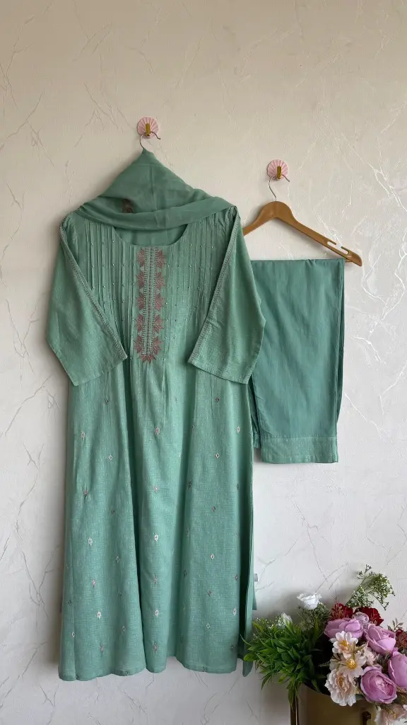 ps0342 (2).webp