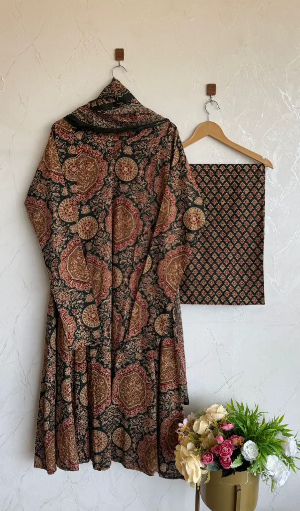 ps0493 (2).webp