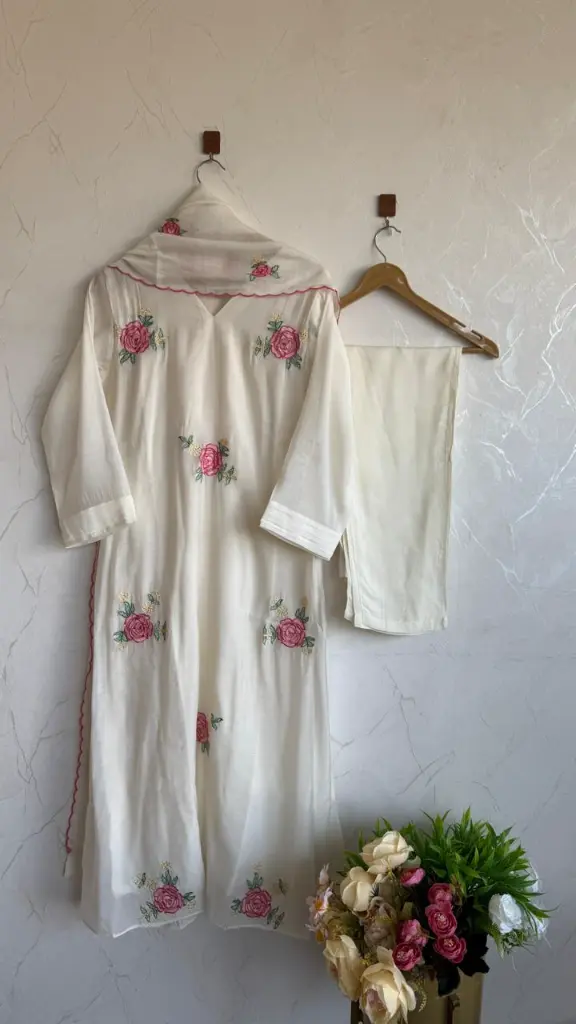ps0473 (3).webp