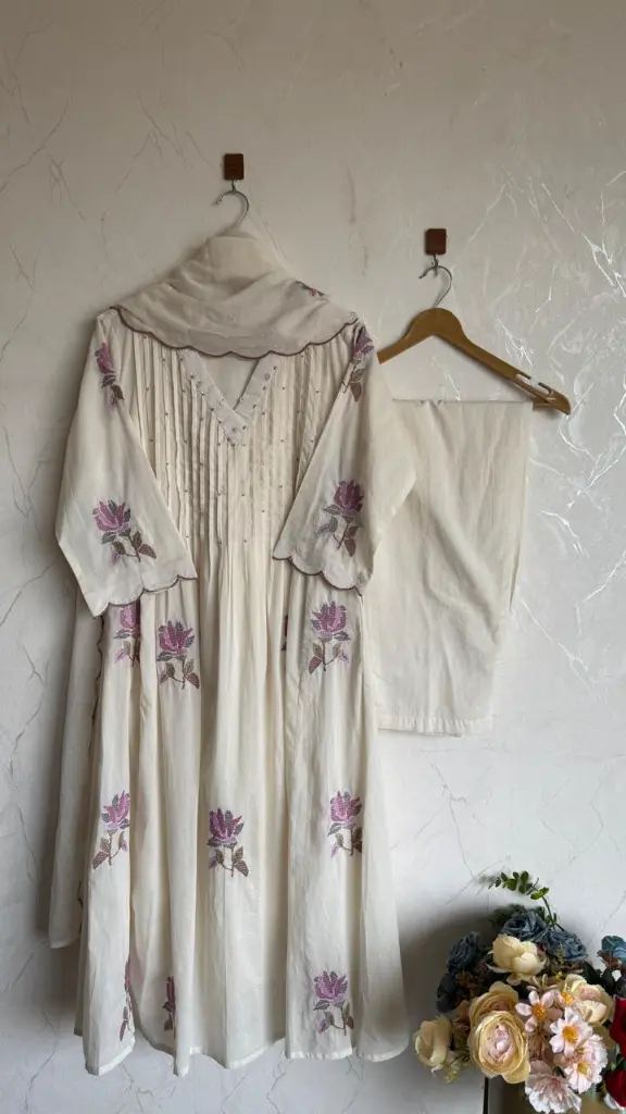 ps0341 (1).webp