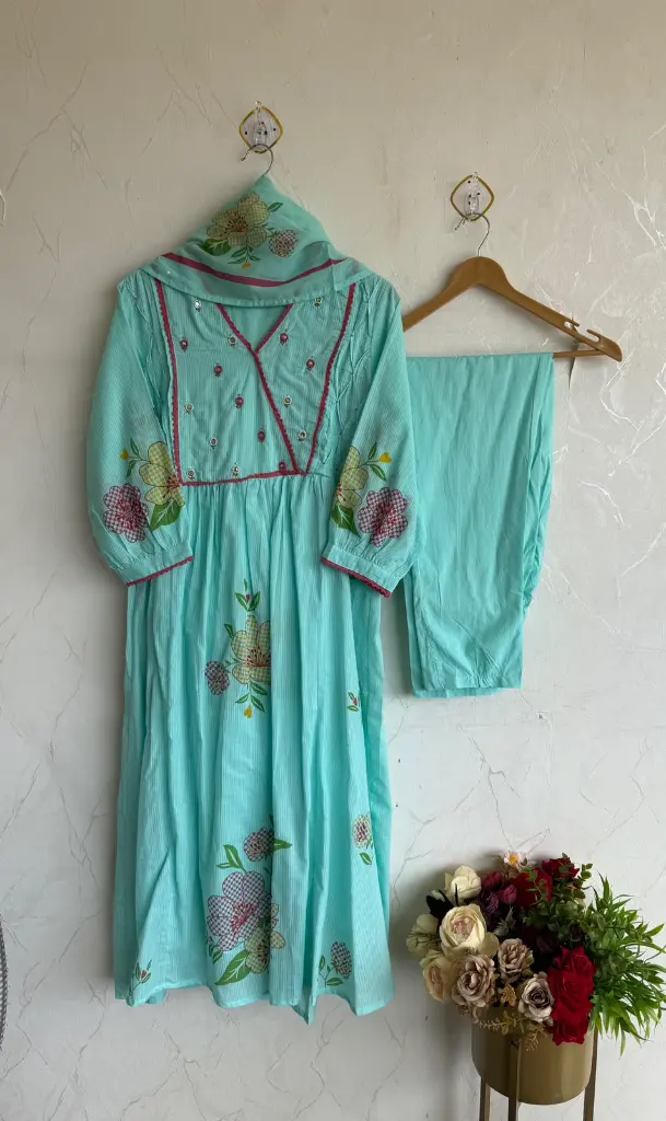 ps0434 (2).webp