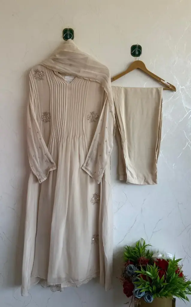 ps0261 (3).webp