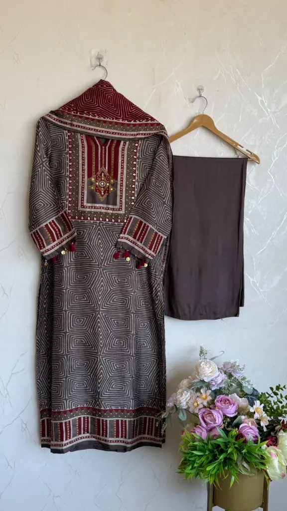 ps0392 (2).webp