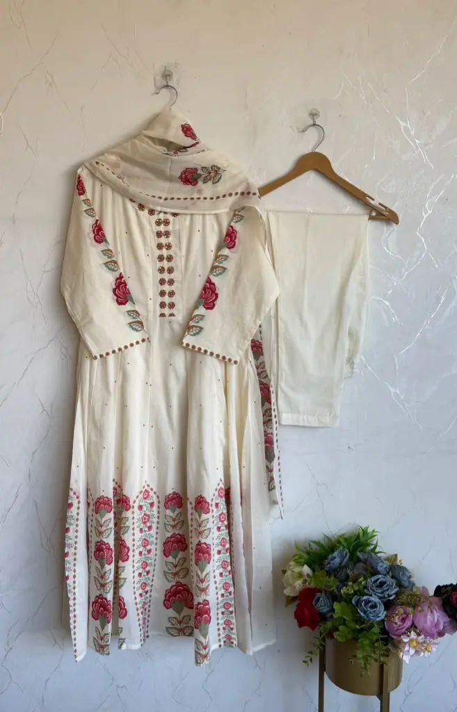 ps0292 (2).webp