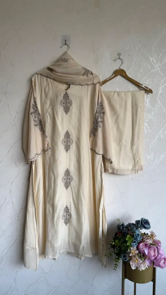 ps0413 (4).webp